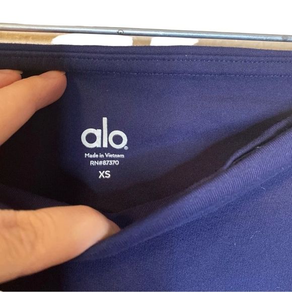 Alo Coast Mesh Leggings in Blue Size XS - Picture 6 of 7